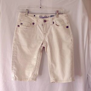 MissMe white denim Bermuda shirt. Size 27